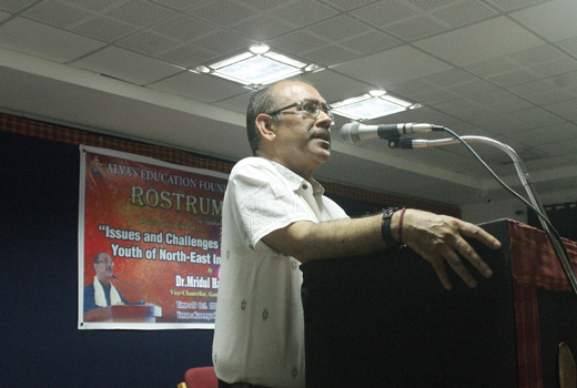 Gauhati VC visits Alva’s 3